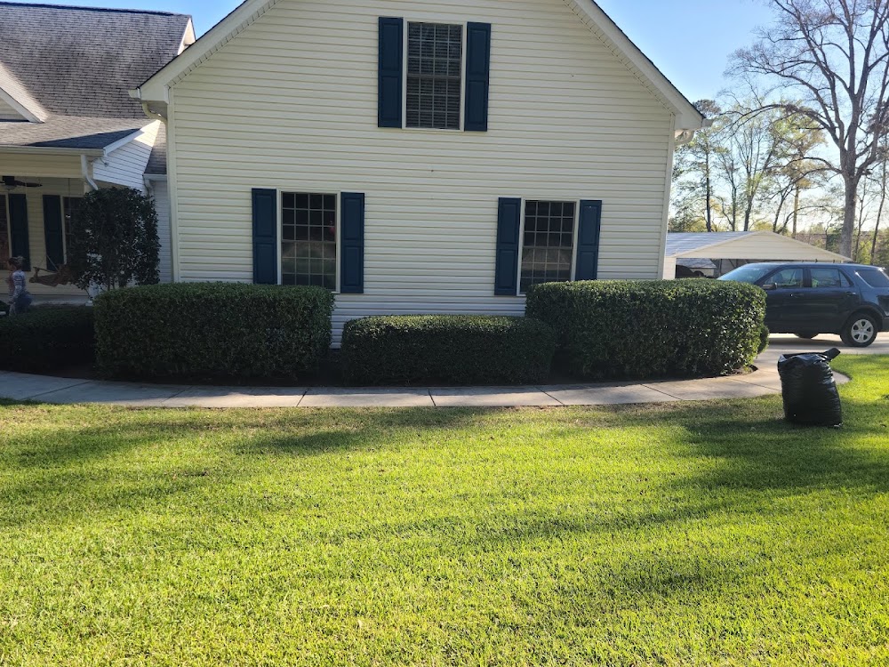 McFadden Lawn Specialist